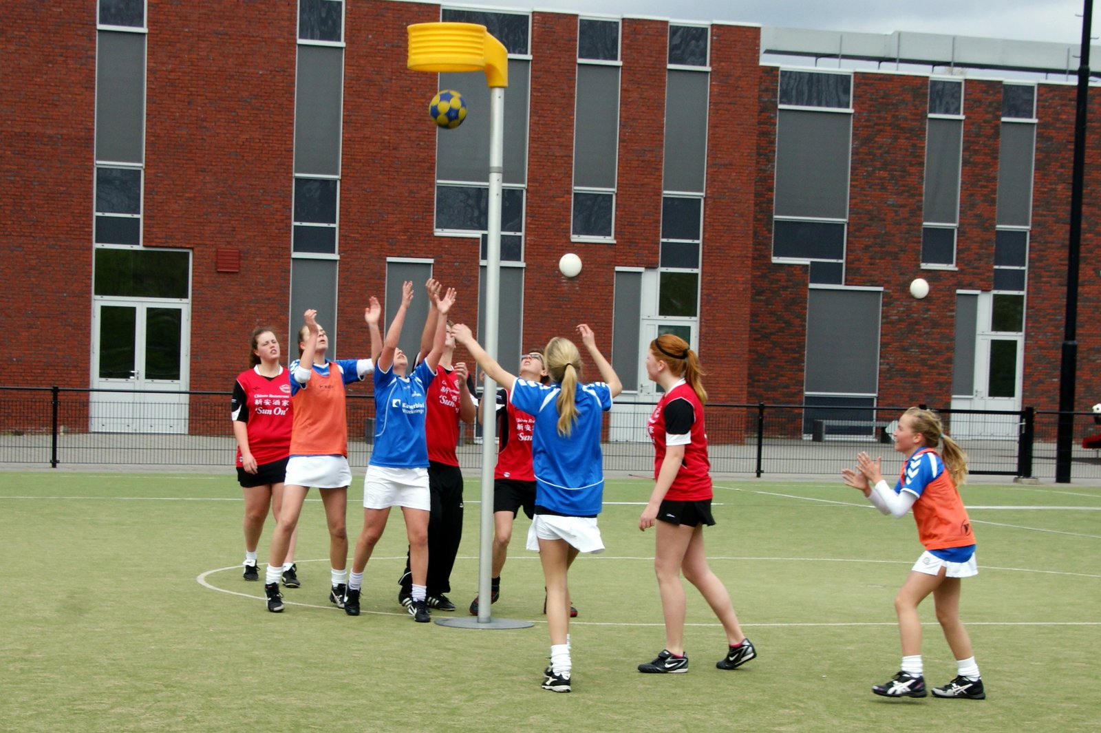 Korfbal C3  21 april-005.JPG